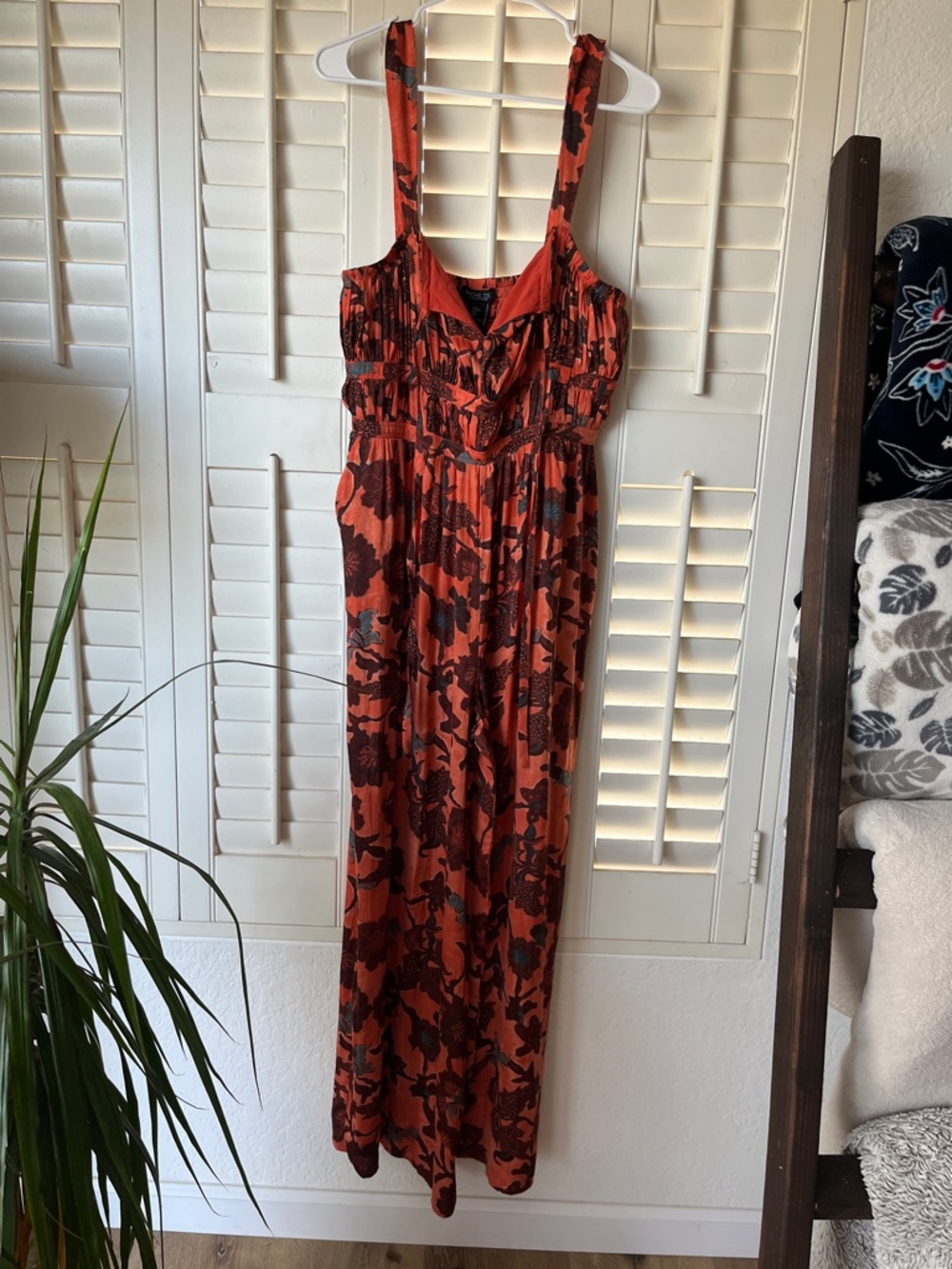 Rachel Zoe Sleeveless Wide-Strap Jumpsuit. 🧡🤎♥️